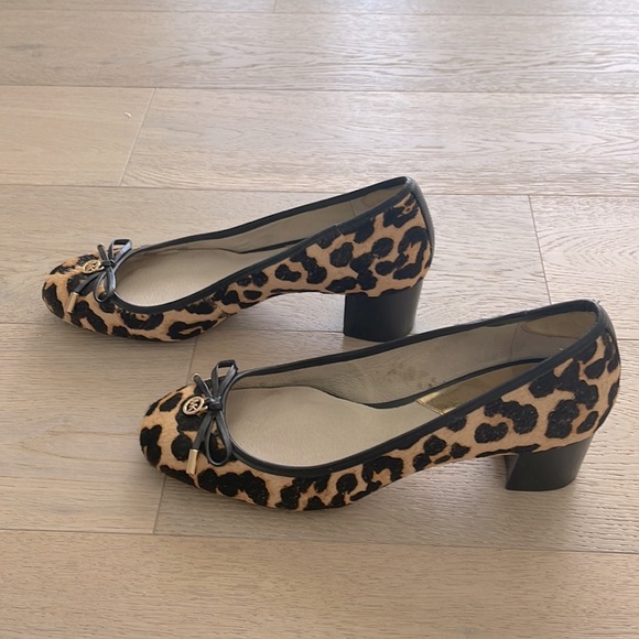 Michael Kors heels - Picture 2 of 3